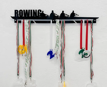 Load image into Gallery viewer, Éremtartó Négyes | Remo nella Roccia