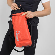 Kép betöltése a galériamegjelenítőbe: Vízálló zsák 5L | Evupre