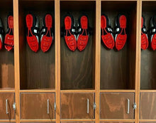 Kép betöltése a galériamegjelenítőbe: Cipőtartó gyorskioldóval | Batrowing