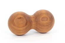 Kép betöltése a galériamegjelenítőbe: Dupla masszázs golyó - tölgyfa, 10 cm | rollholz